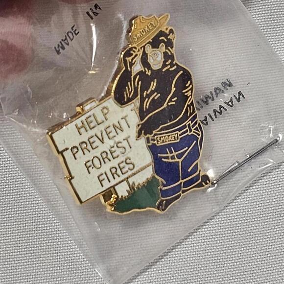 Vtg Smokey Bear Enamel Help Prevent Forest Fires Pin Pinnacle Designs NOS Rare - Picture 3 of 3